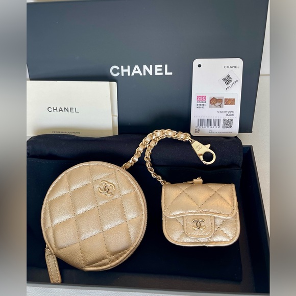 CHANEL Handbags - NEW CHANEL MATELASSE COCO MARK YEAR CHAMPAGNE GOLD LAMBSKIN COIN/AIRPODS CASE